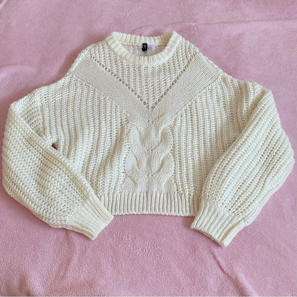 🤍🩰 H&M Cream Cable Knit Sweater Size M - Picture 4 of 7
